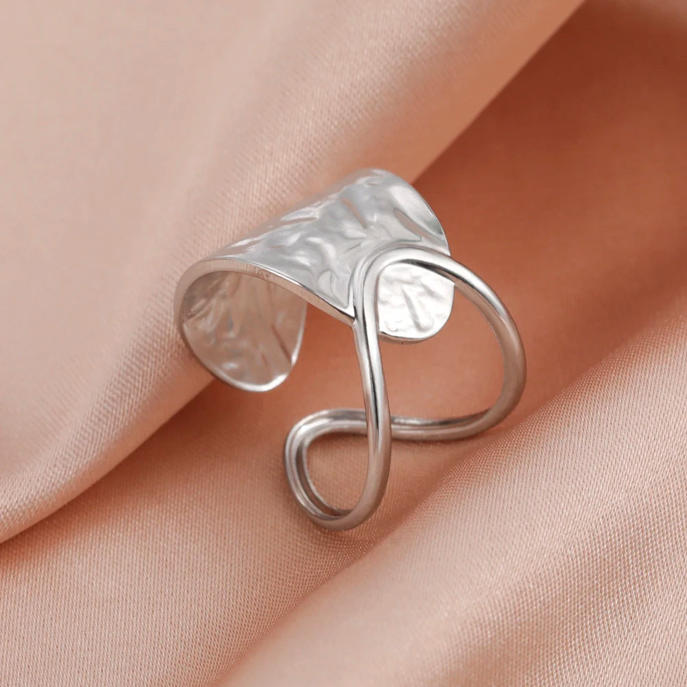 Harmonious Charm Rings