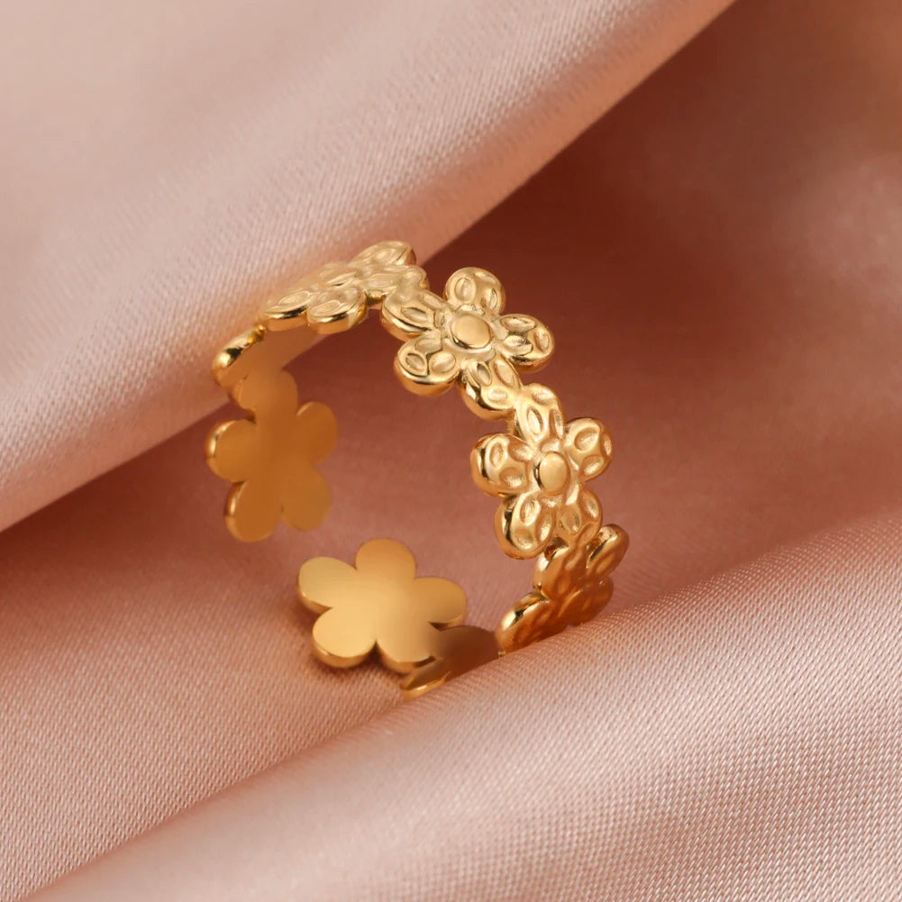 Harmonious Charm Rings