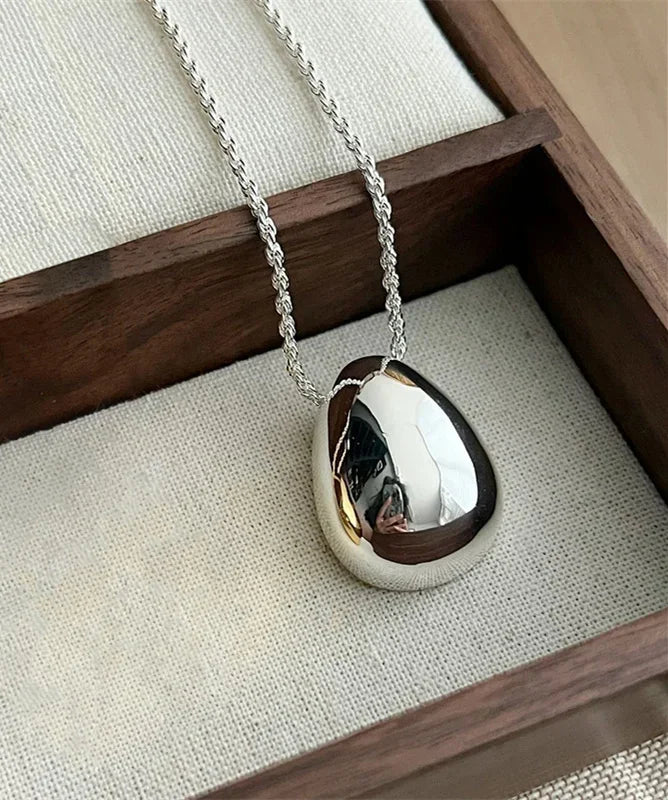 Dewdrop Necklace