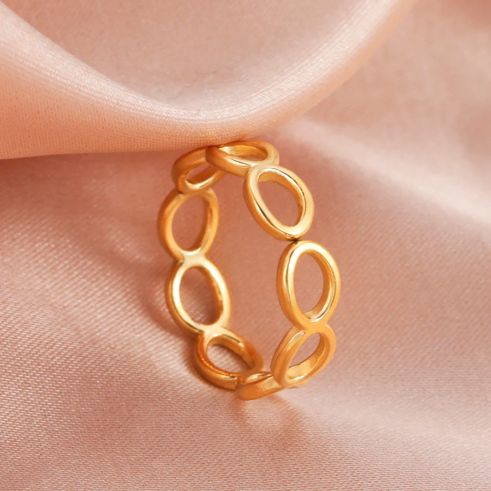 Harmonious Charm Rings