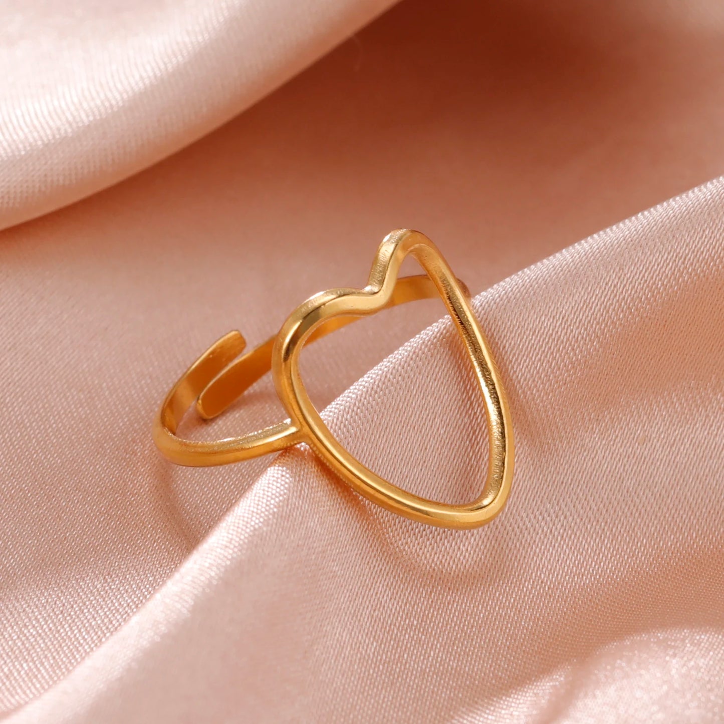 Harmonious Charm Rings