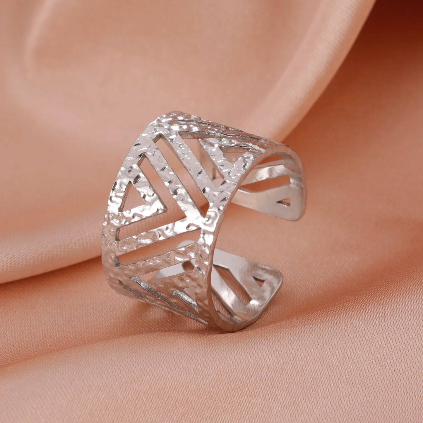Harmonious Charm Rings