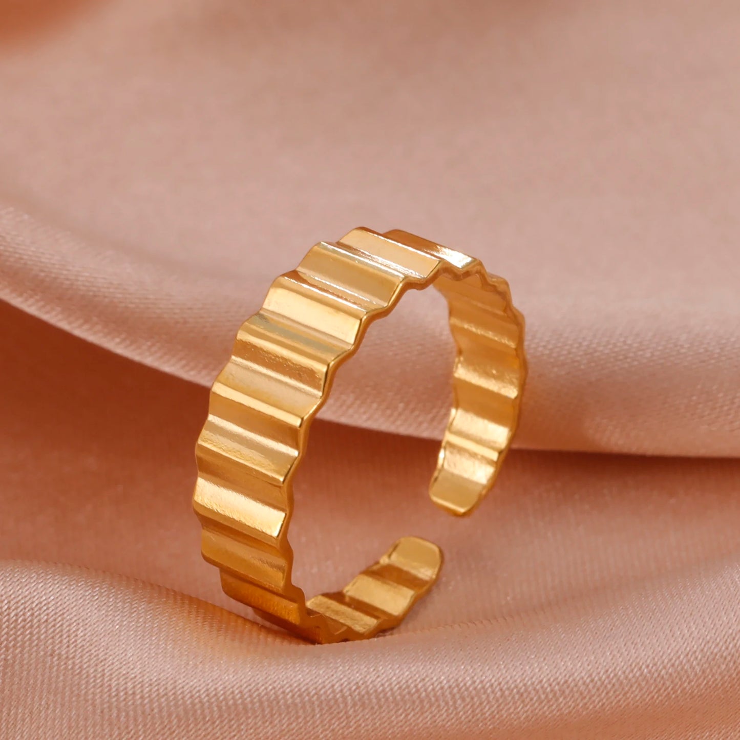 Harmonious Charm Rings