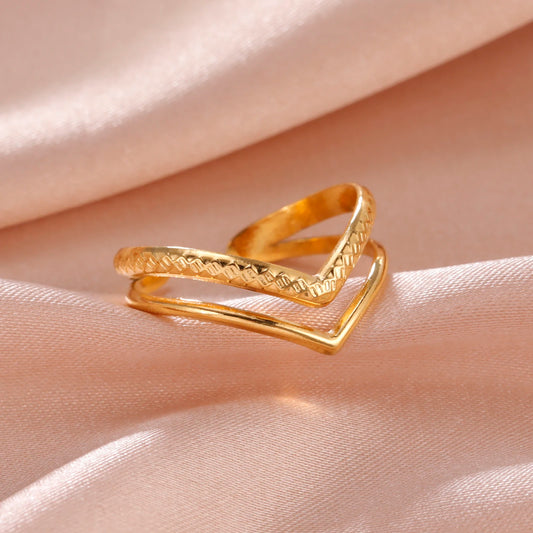 Harmonious Charm Rings