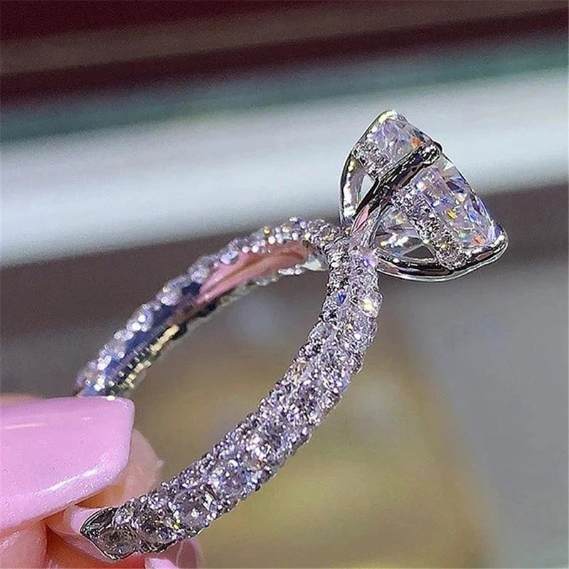 Royal Elgance Ring